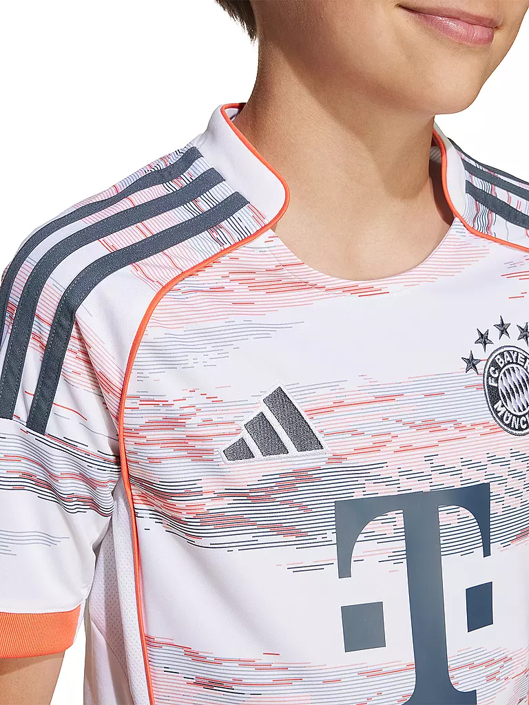 ADIDAS | Short de football enfant FC Bayern München 25/26 extérieur |