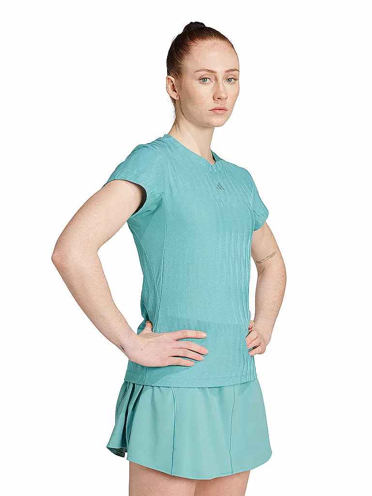 ADIDAS | T-shirt de tennis Freelift pour femmes |