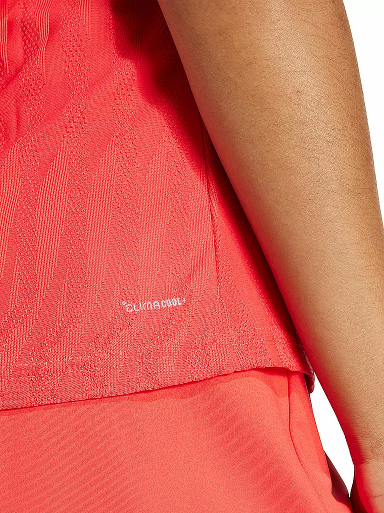 ADIDAS | T-shirt de tennis Freelift pour femmes |