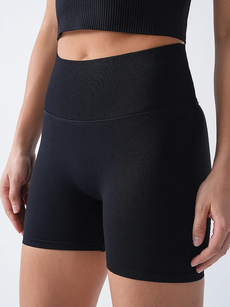 AIM'N | Short Shape Seamless Hotpant Femme |
