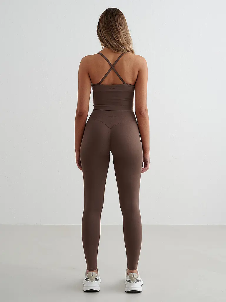 AIM'N | Soutien-gorge de sport femme Cross Back Shape Seamless |