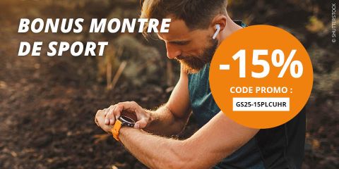 Un homme et une femme en tenue de sport courent à l'extérieur. Le texte offre une réduction de 15 % sur une montre de sport avec le code promotionnel GS25-15PLCUHR. On aperçoit de grandes marches grises en arrière-plan.