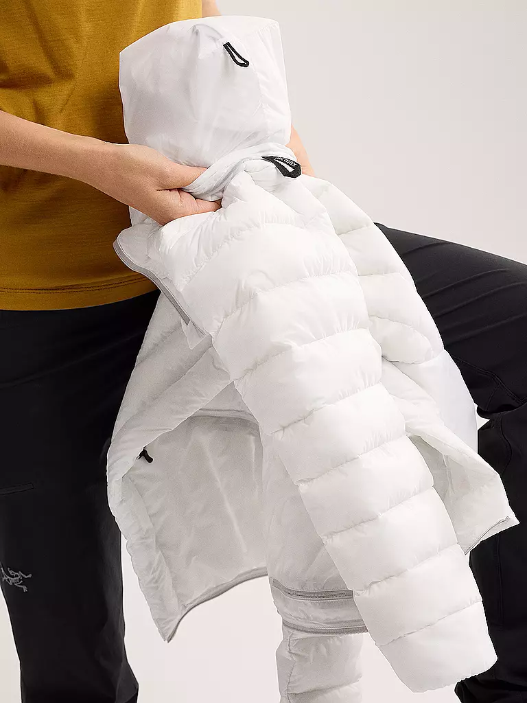 ARCTERYX | Damen Isojacke Cerium Down Hoodie | Blanc