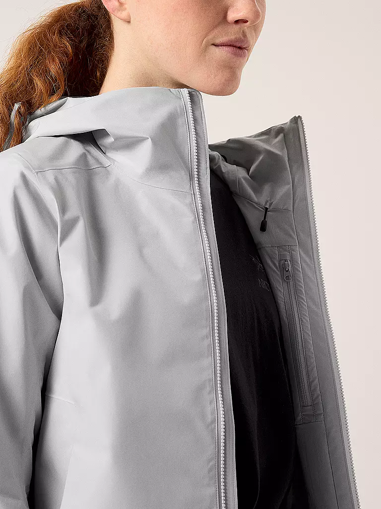 ARCTERYX | Veste softshell Solano à capuche pour femme |