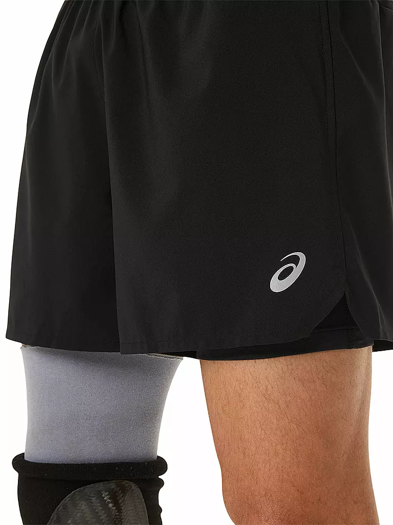 ASICS | Herren 2in1 Laufshort Road 5IN | Noir