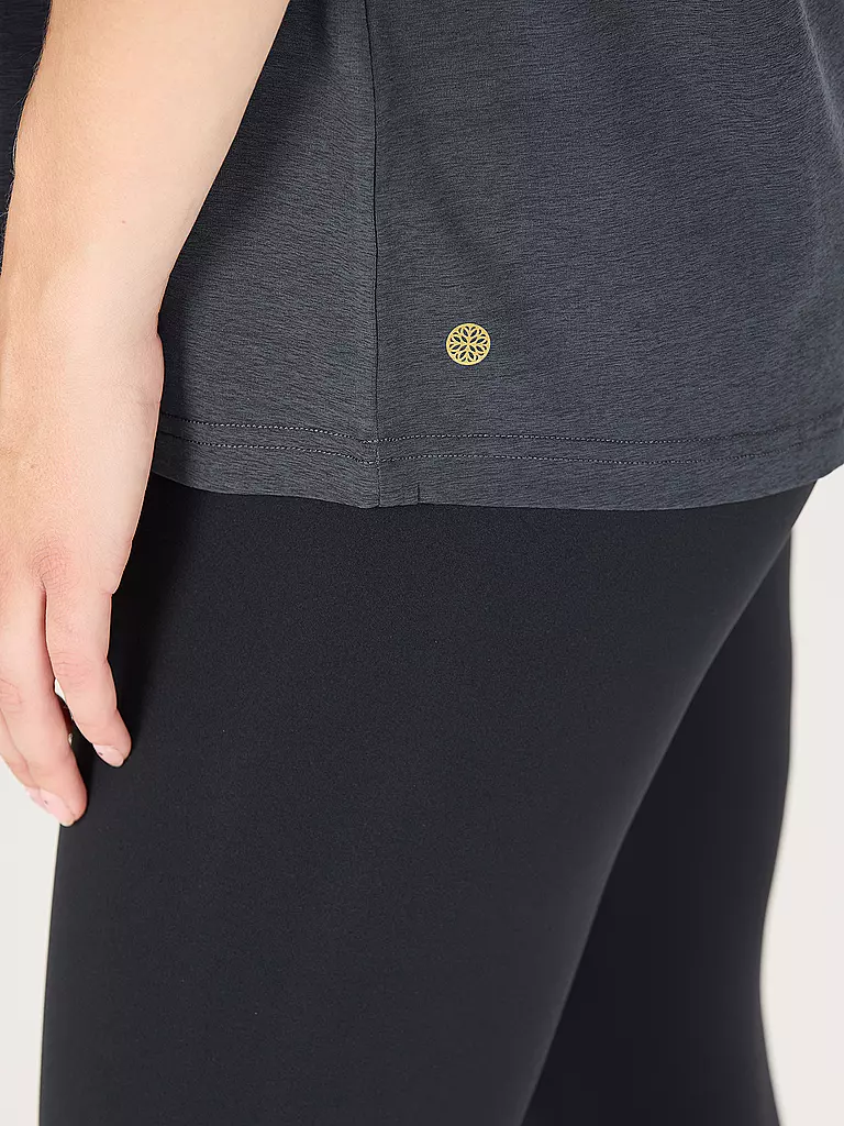 ATHLECIA | T-shirt de fitness Lizzy pour femmes | Bleu foncé