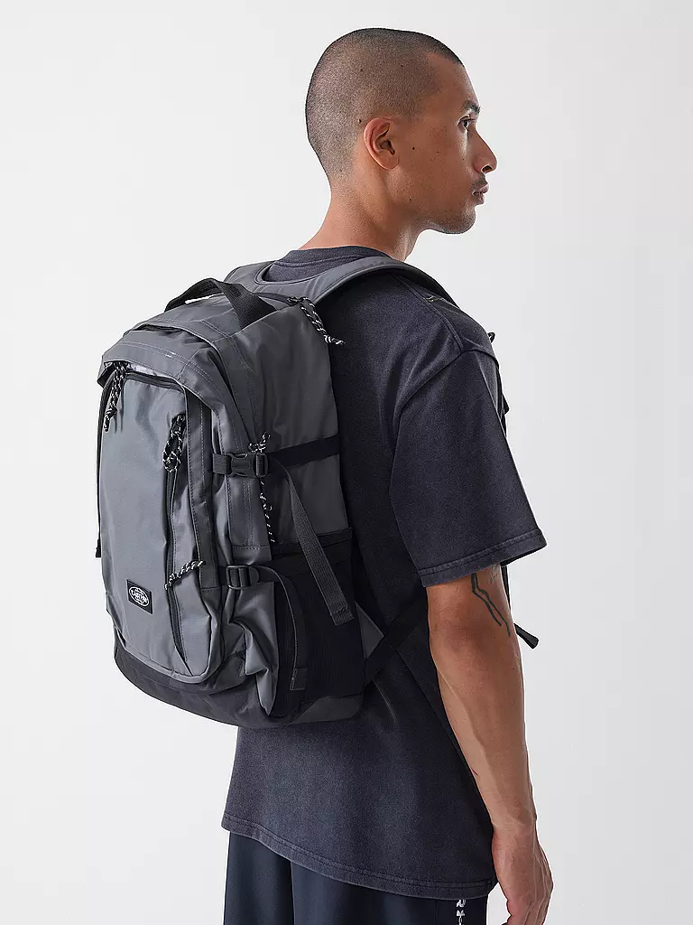 EASTPAK | Sac à dos Volker Pro CS 36L | Gris