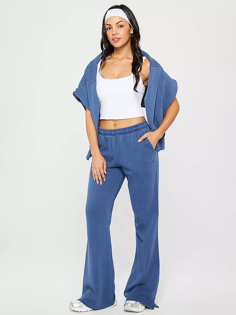 FABLETICS | Pantalon de fitness pour femmes Year Round Terry Flared Fit | Bleu