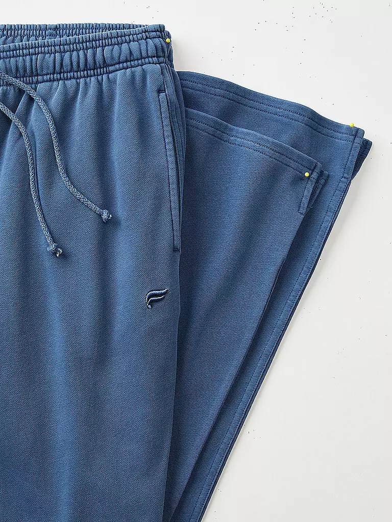 FABLETICS | Pantalon de fitness pour femmes Year Round Terry Flared Fit |