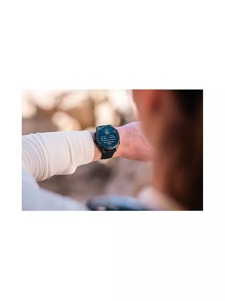GARMIN | Montre GPS multisports connectée Fenix 8 Amoled Sapphire 43 mm | Noir