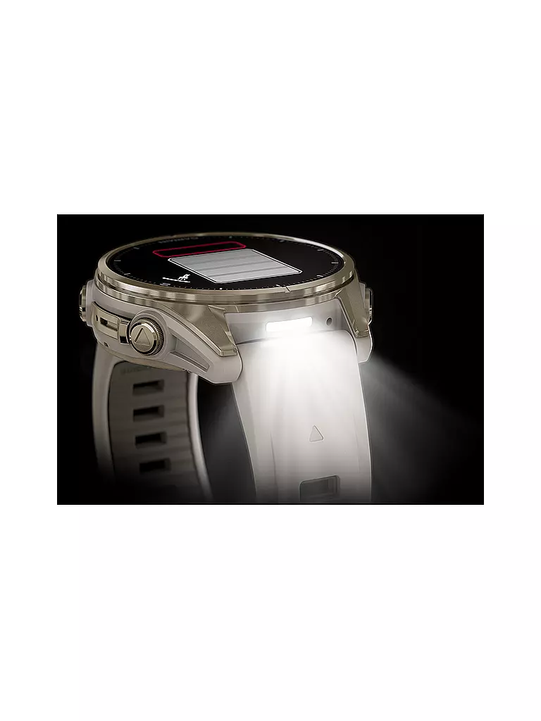 GARMIN | Montre intelligente GPS multisports Fenix 8 Amoled Sapphire 43 mm |