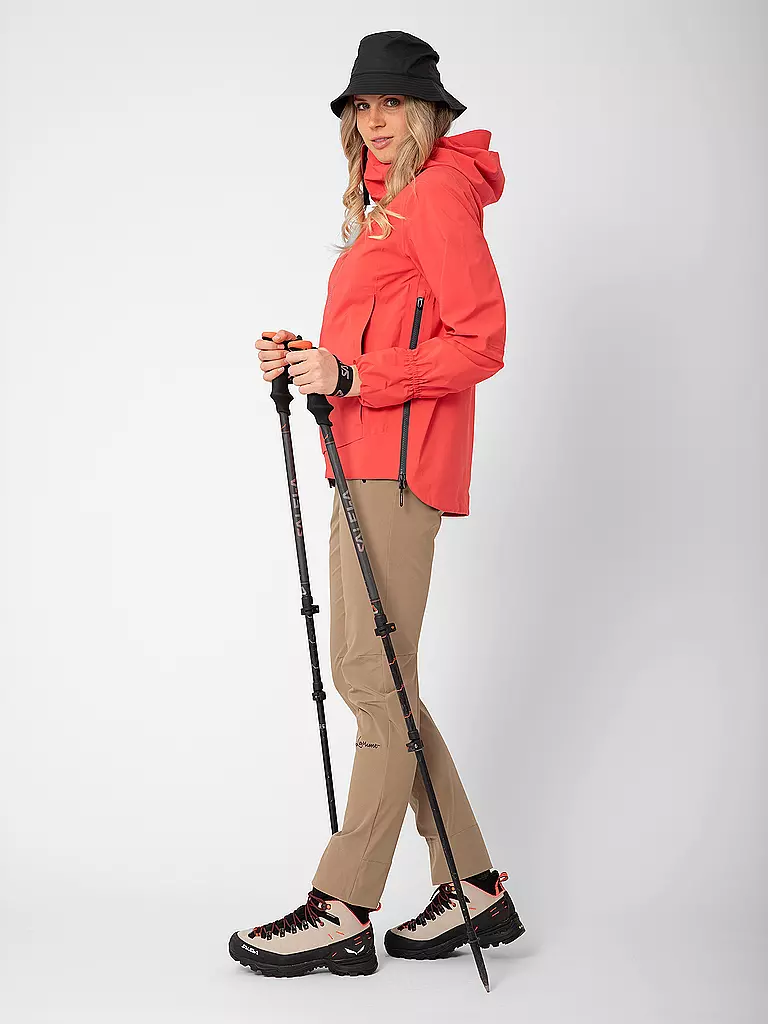 LAMUNT | Kappe Martha Rain |