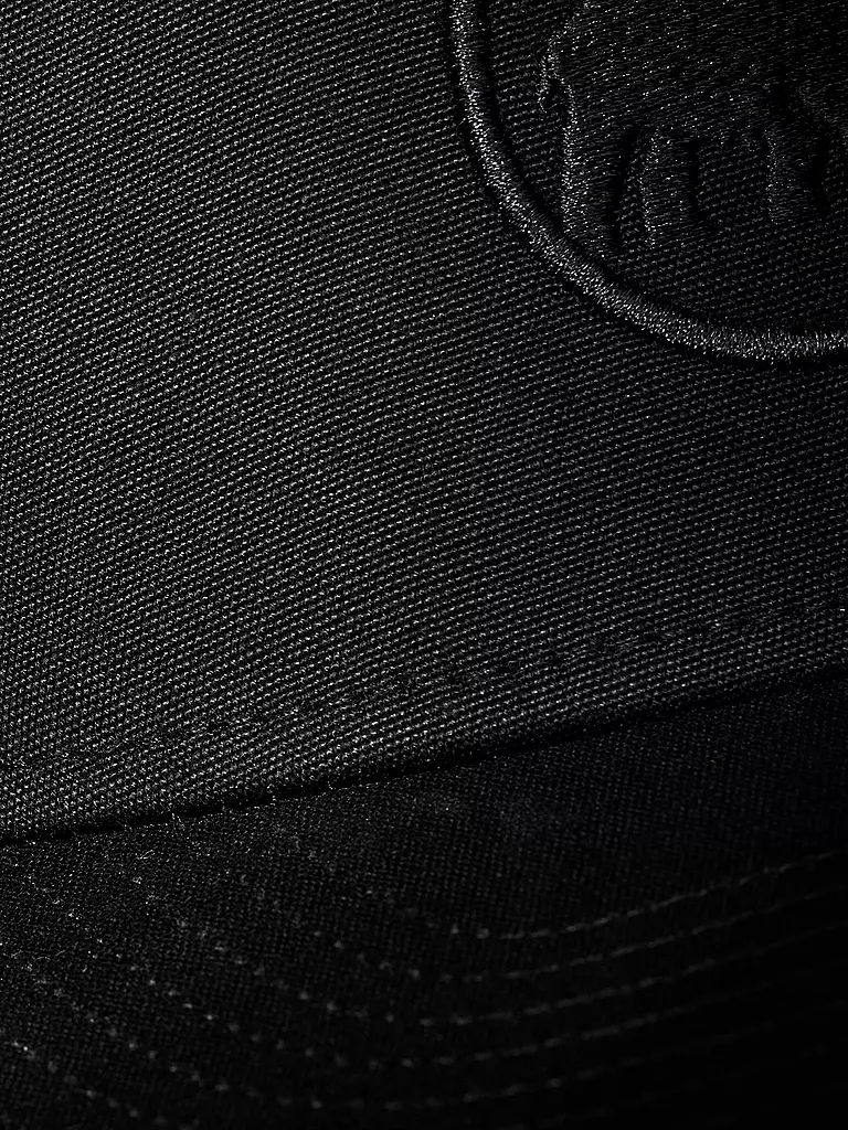 MAMMUT | Kappe Massone | Noir