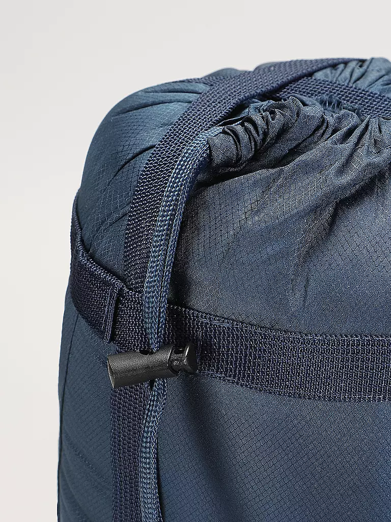 MERU | Sac de couchage en fibres synthétiques Isar 11 M 35x18cm 1000g |
