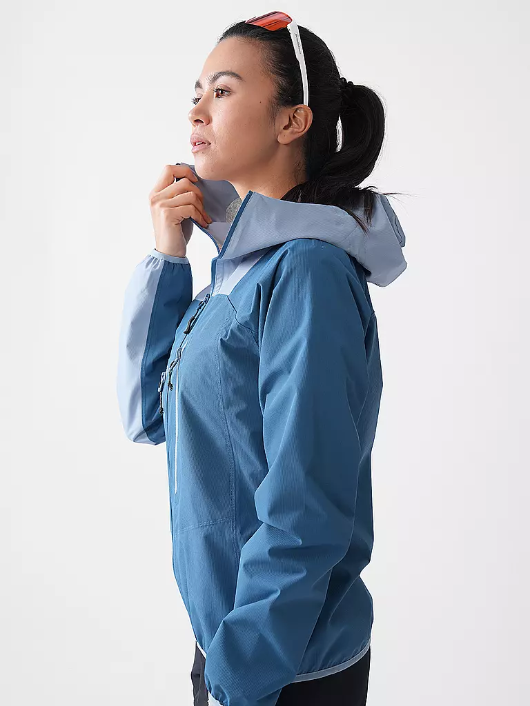 MERU | Veste de randonnée pour femme Laredo 2.5L à capuche |