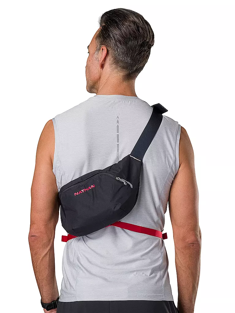NATHAN | Sac de course Limitless Run Sling 2L | Noir