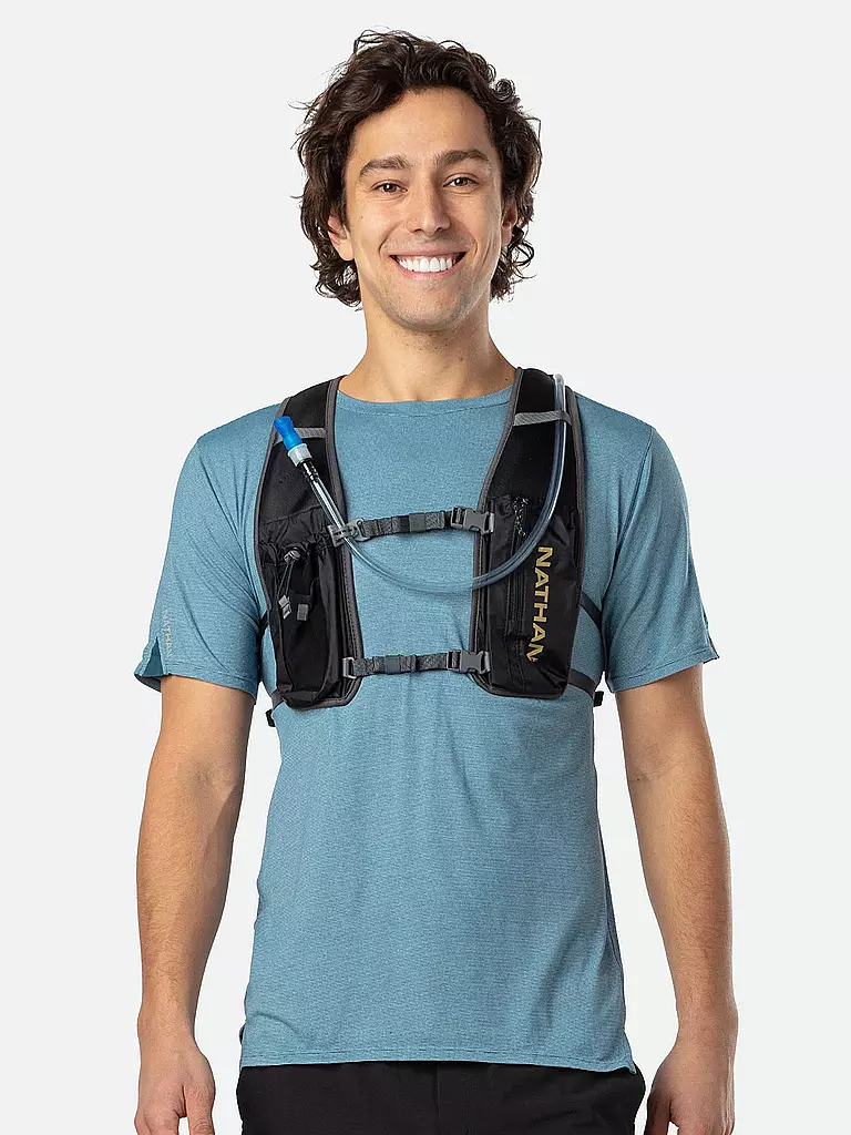 NATHAN | Trinkrucksack Quickstart 4L inkl. 1,5L Blase | Noir
