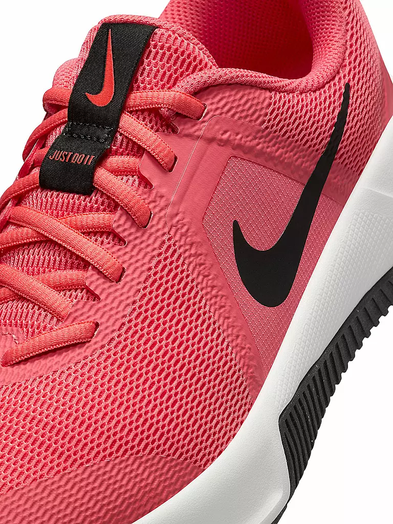 NIKE | Chaussures de fitness pour femmes MC Trainer 3 |
