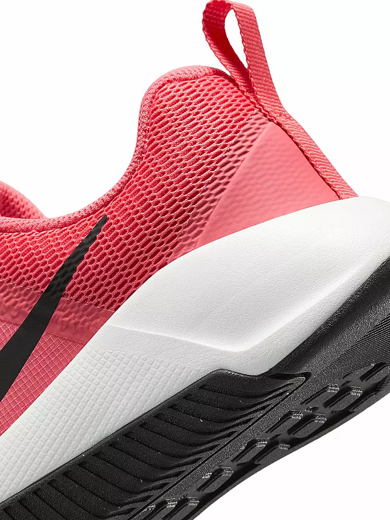 NIKE | Chaussures de fitness pour femmes MC Trainer 3 |