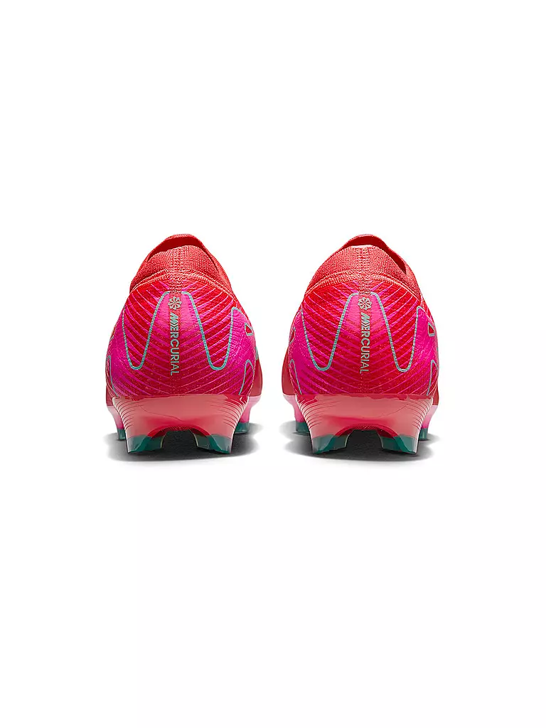 NIKE | Chaussures de football à crampons Mercurial Vapor 16 Pro pour hommes |