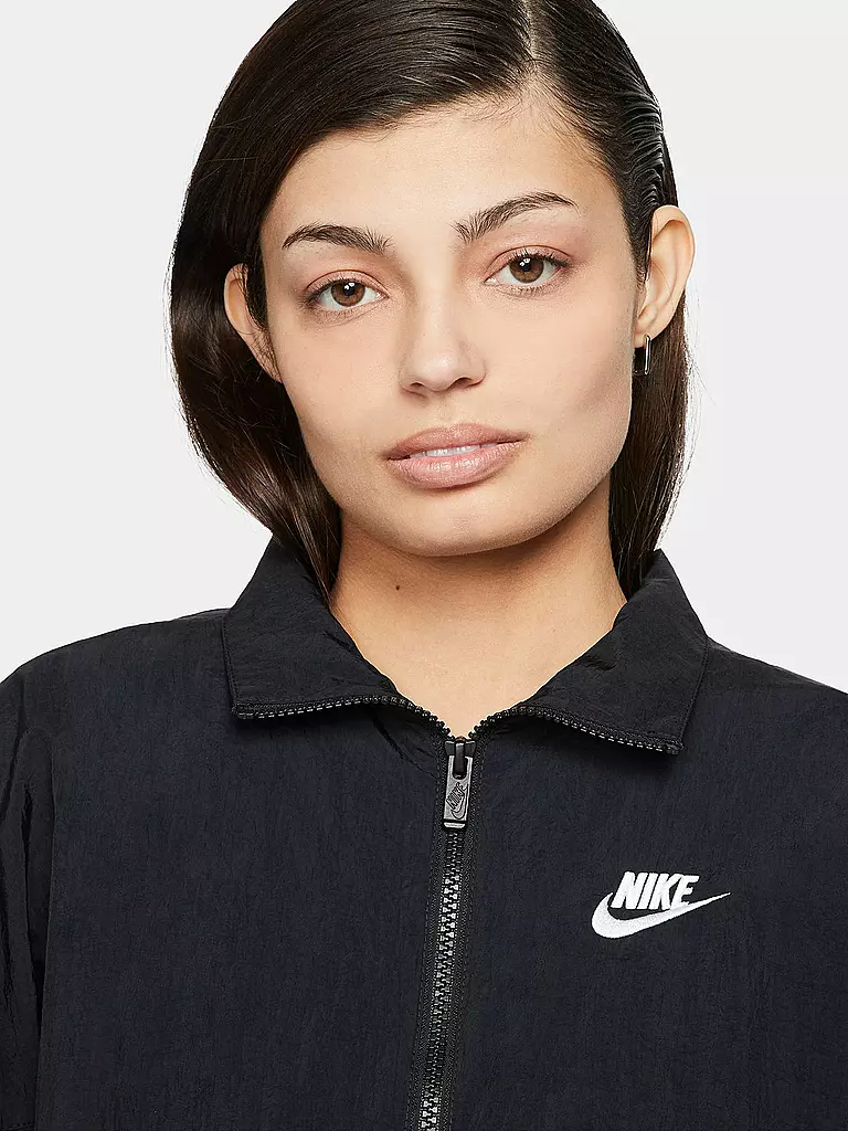 NIKE | Damen Jacke Sportswear Essential Windrunner | Noir