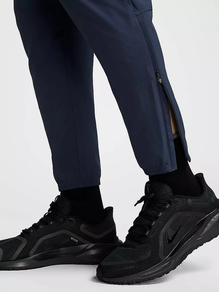 NIKE | Lauftight Challenger pour hommes | 