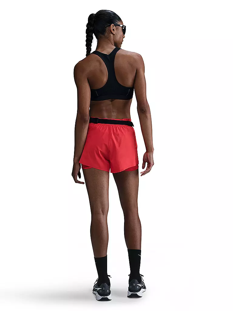 NIKE | Short de course Swift pour femme | Rouge