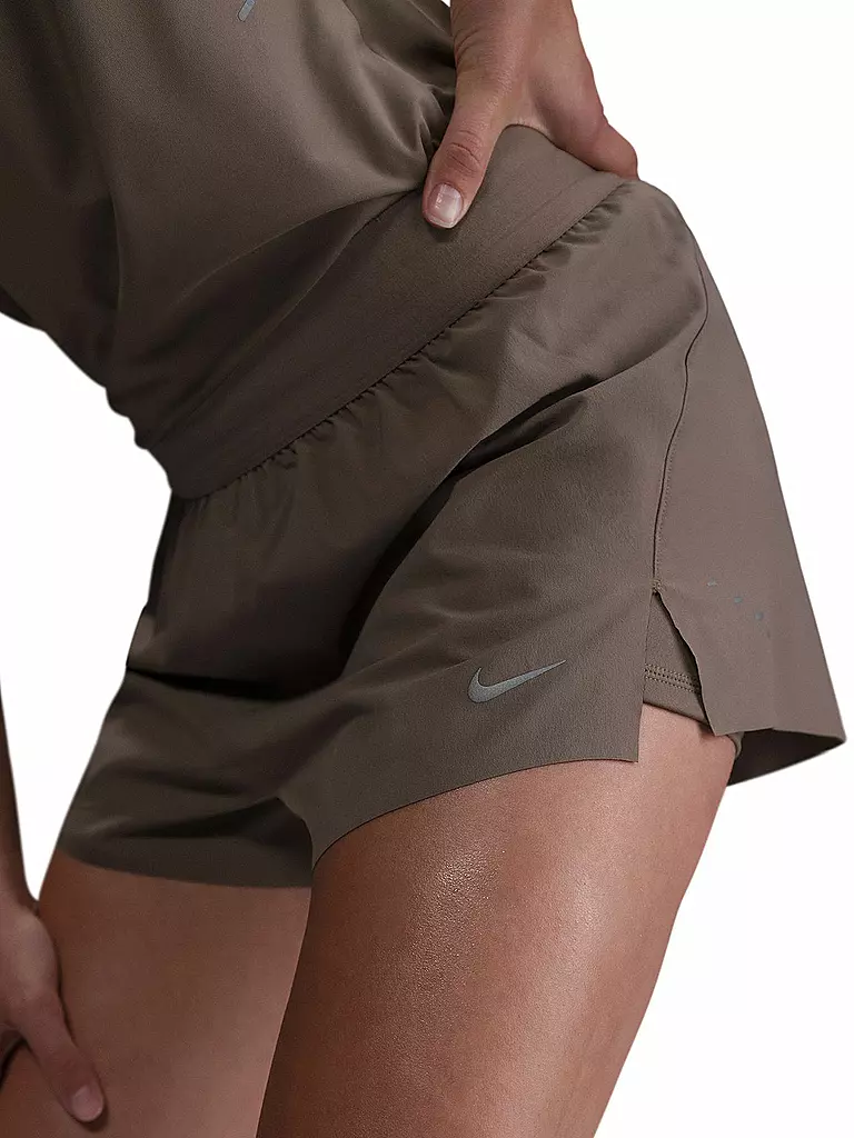 NIKE | Short de course Swift pour femme | Marron