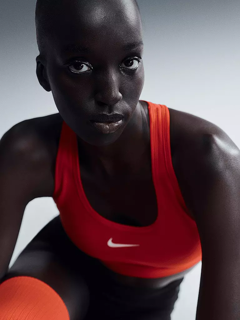 NIKE | Soutien-gorge de sport pour femme Swoosh à maintien moyen | 