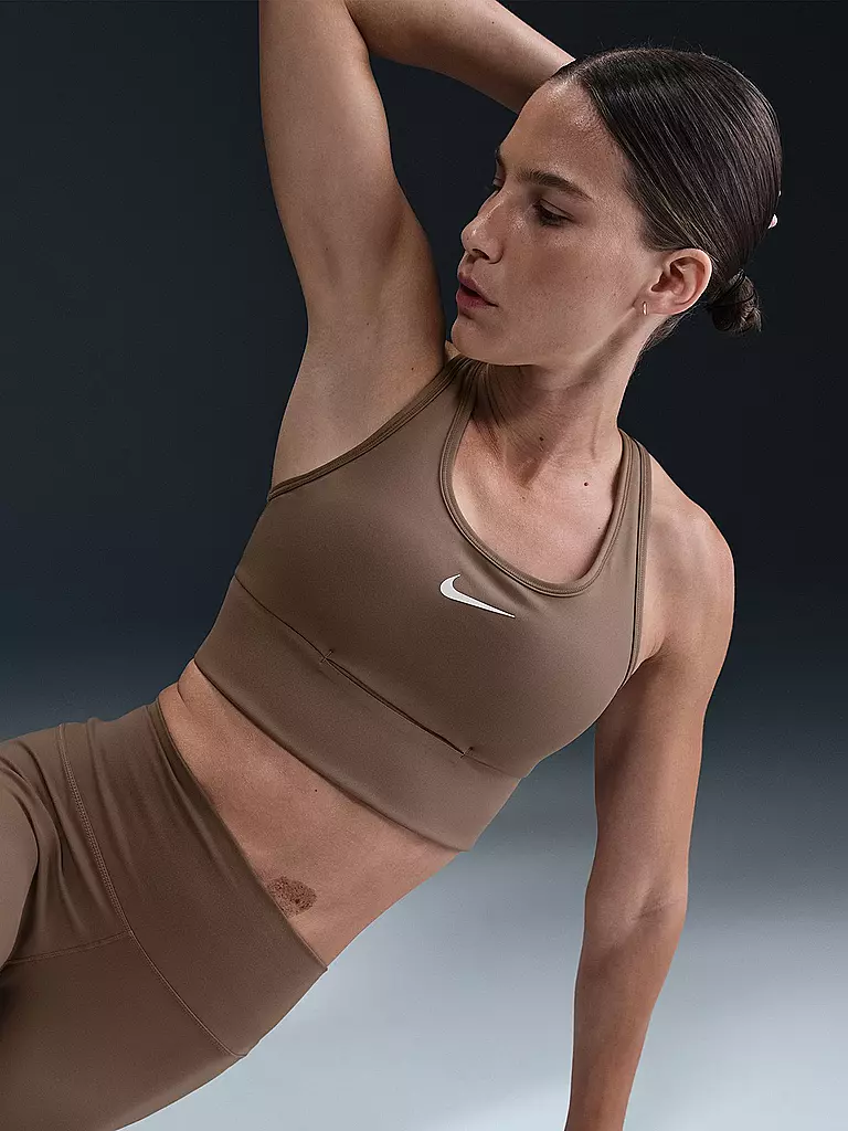 NIKE | Soutien-gorge de sport pour femme Swosh Longline à maintien moyen |