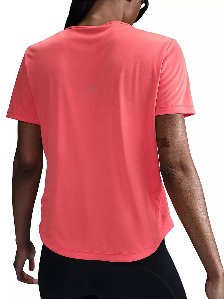 NIKE | T-shirt de course Tempo pour femmes |