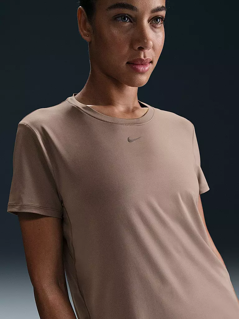 NIKE | T-shirt de fitness femme One Classic Dri-FIT | Marron