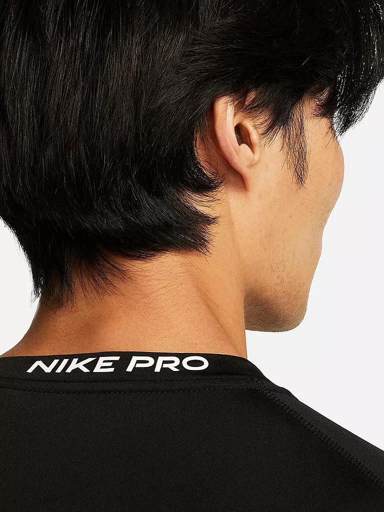NIKE | T-shirt de fitness Pro pour homme |