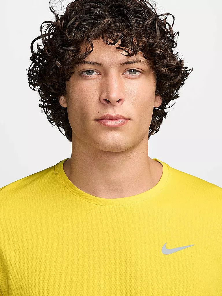 NIKE | T-shirt de running pour homme Dri-FIT UV Miler |