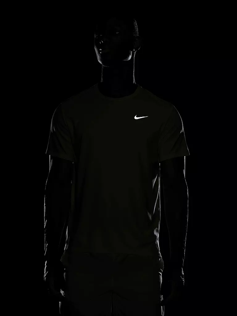 NIKE | T-shirt de running pour homme Dri-FIT UV Miler |