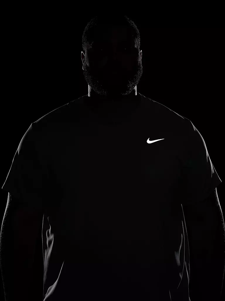 NIKE | T-shirt de running pour homme Dri-FIT UV Miler |