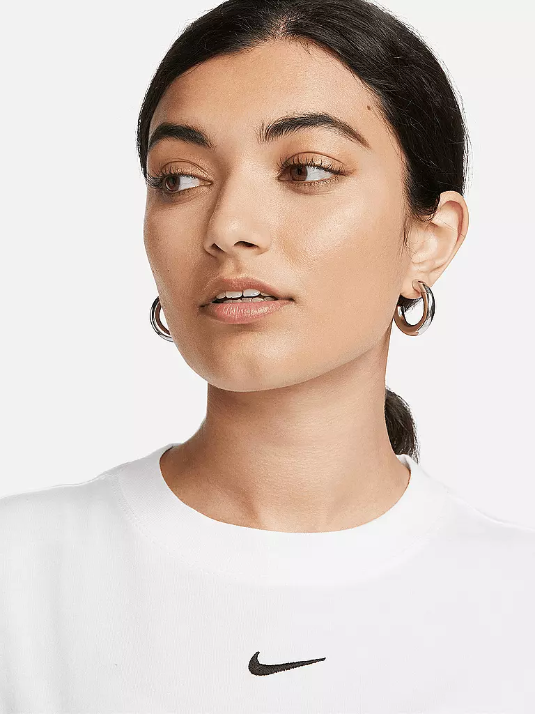 NIKE | T-shirt Femme NSW Essential |