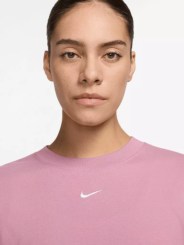 NIKE | T-shirt Femme NSW Essential |