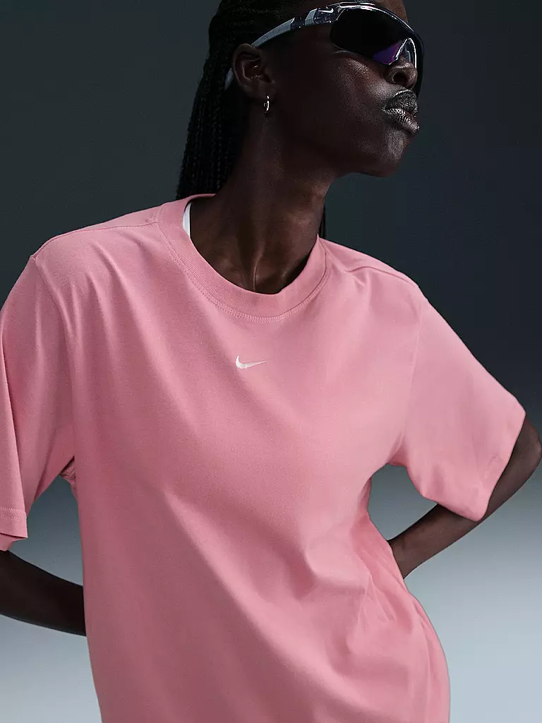 NIKE | T-shirt Femme NSW Essential |