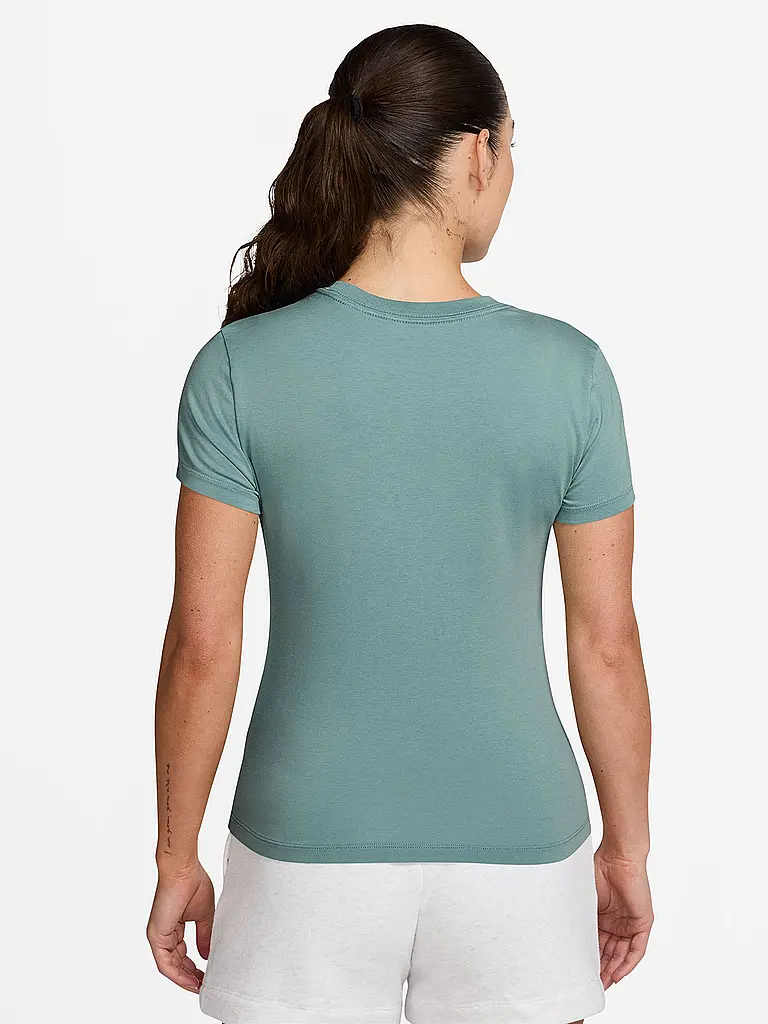 NIKE | T-shirt Femme Sportswear Chill Knit |