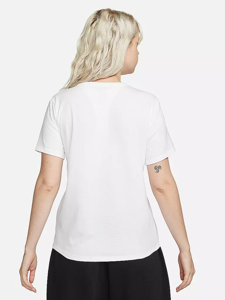 NIKE | T-shirt Femme Sportswear Club Essentials |
