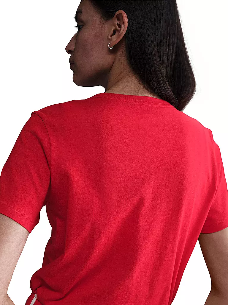 NIKE | T-shirt Femme Sportswear Club Essentials |