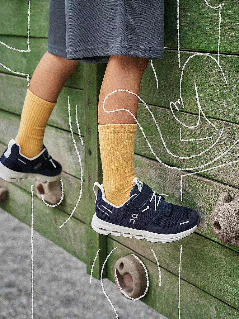 ON | Chaussures de course pour enfants Cloud Play |