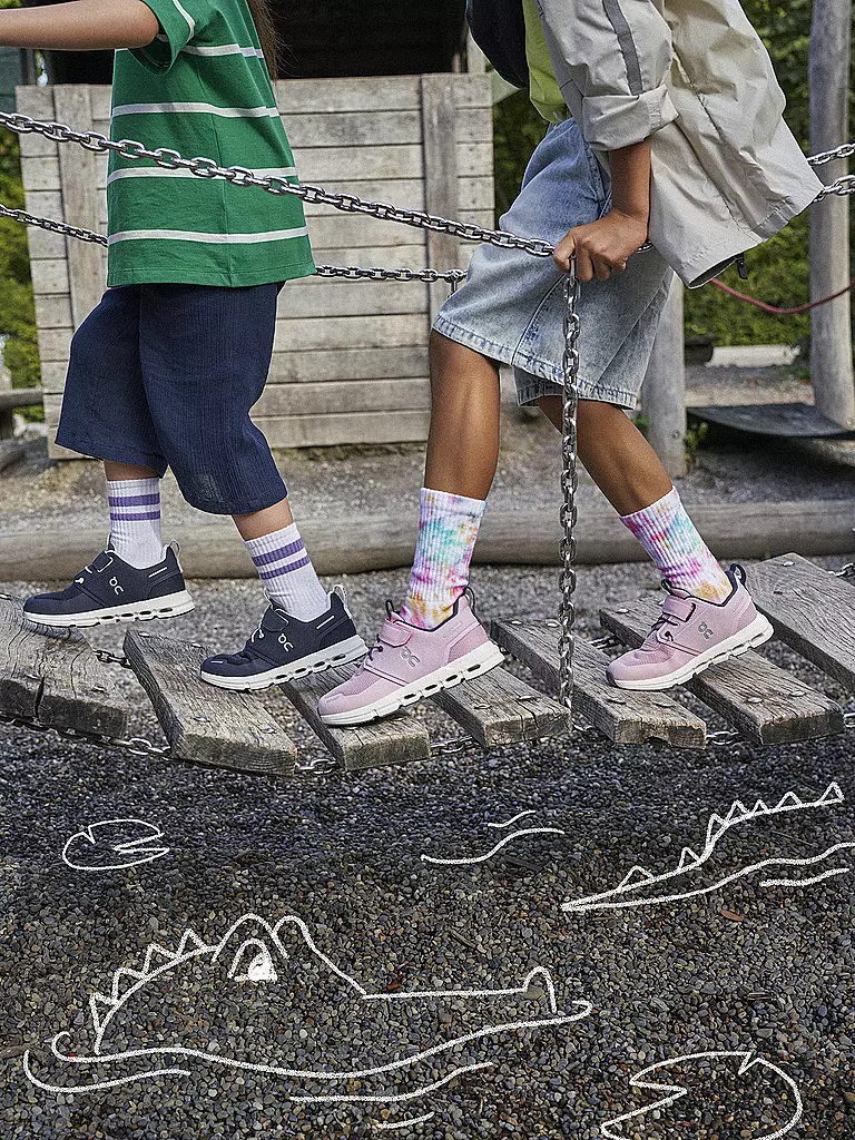 ON | Chaussures de course pour enfants Cloud Play |