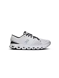ON | Chaussures de fitness pour femmes Cloud X4 | Blanc