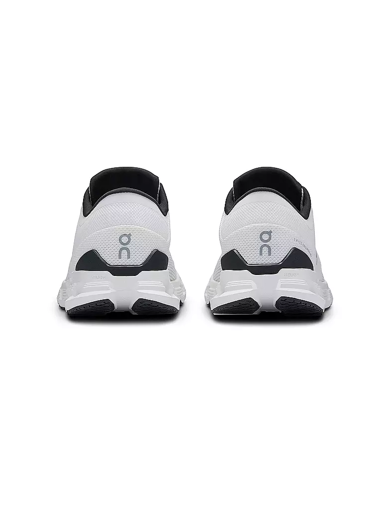 ON | Chaussures de fitness pour femmes Cloud X4 |