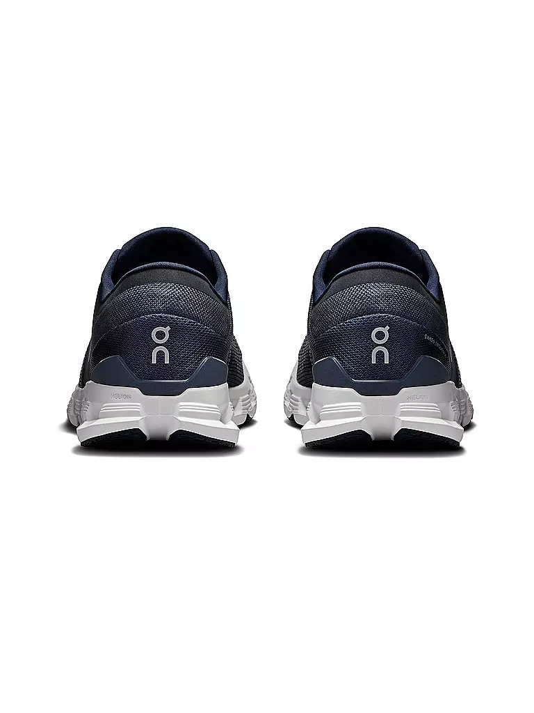 ON | Chaussures de fitness pour hommes Cloud X4 |