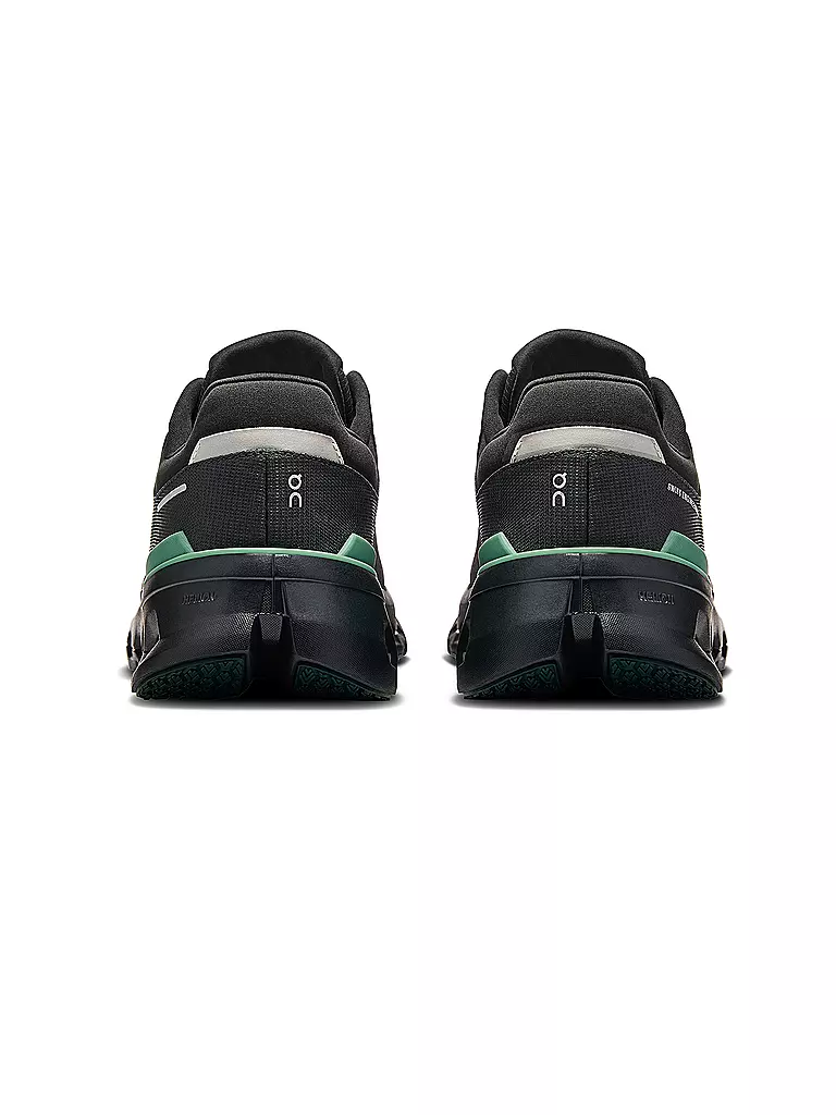 ON | Chaussures de running Cloudrunner 2 Waterproof pour hommes |