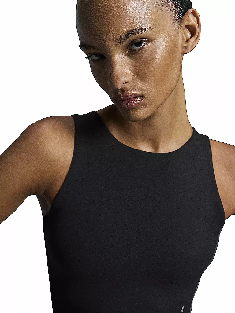 ON | Damen Laufshirt Core 2in1 Crop | Noir
