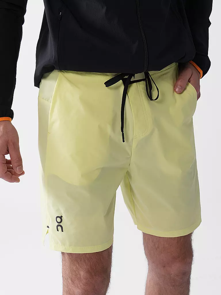 ON | Short de course 2 en 1 Performance Hybrid pour hommes |